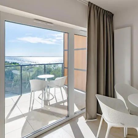 Aquamarina Prima Holiday Studios By The Beach By Noclegi Renters Miedzyzdroje Exterior photo
