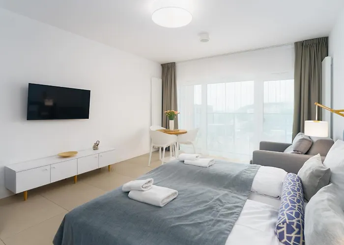 Aquamarina Prima Holiday Studios By The Beach By Noclegi Renters