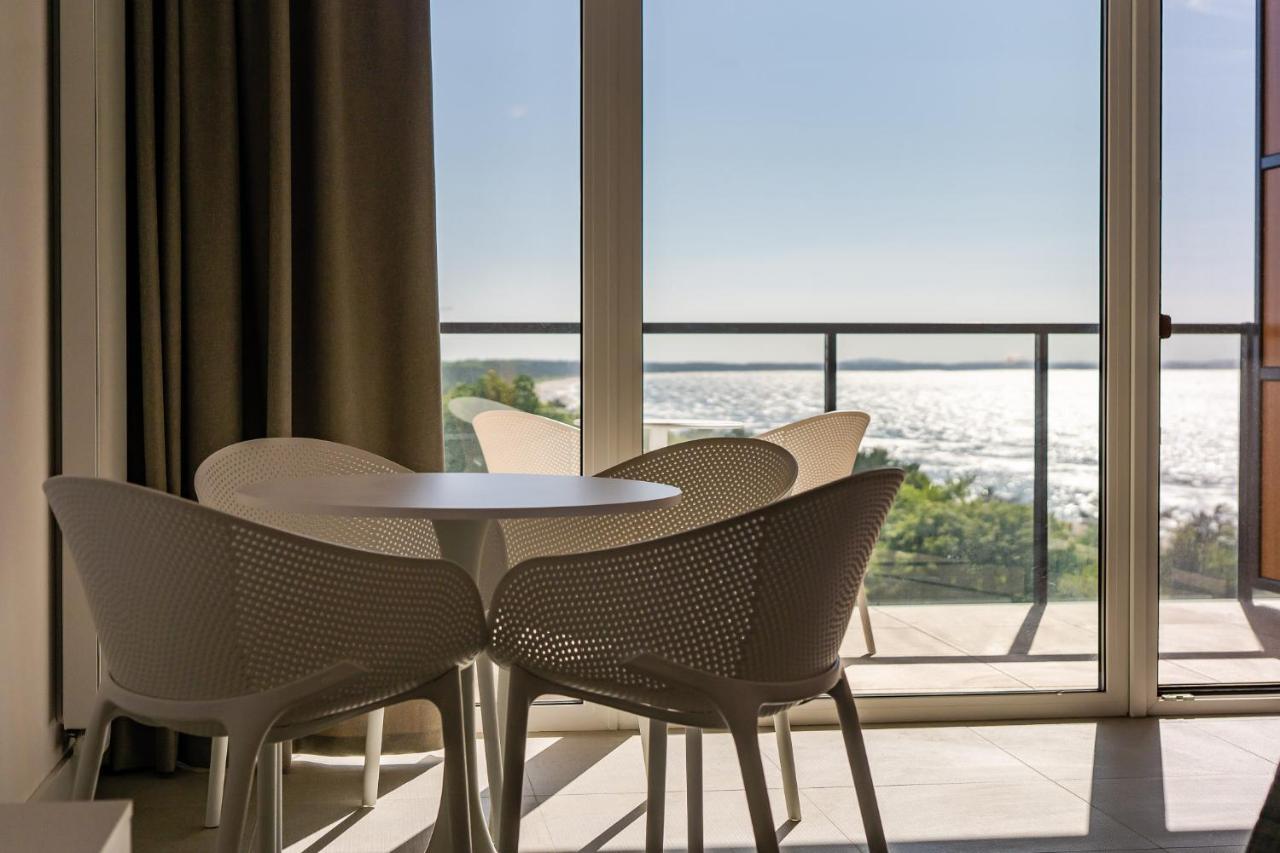 Aquamarina Prima By The By Renters Apartment *