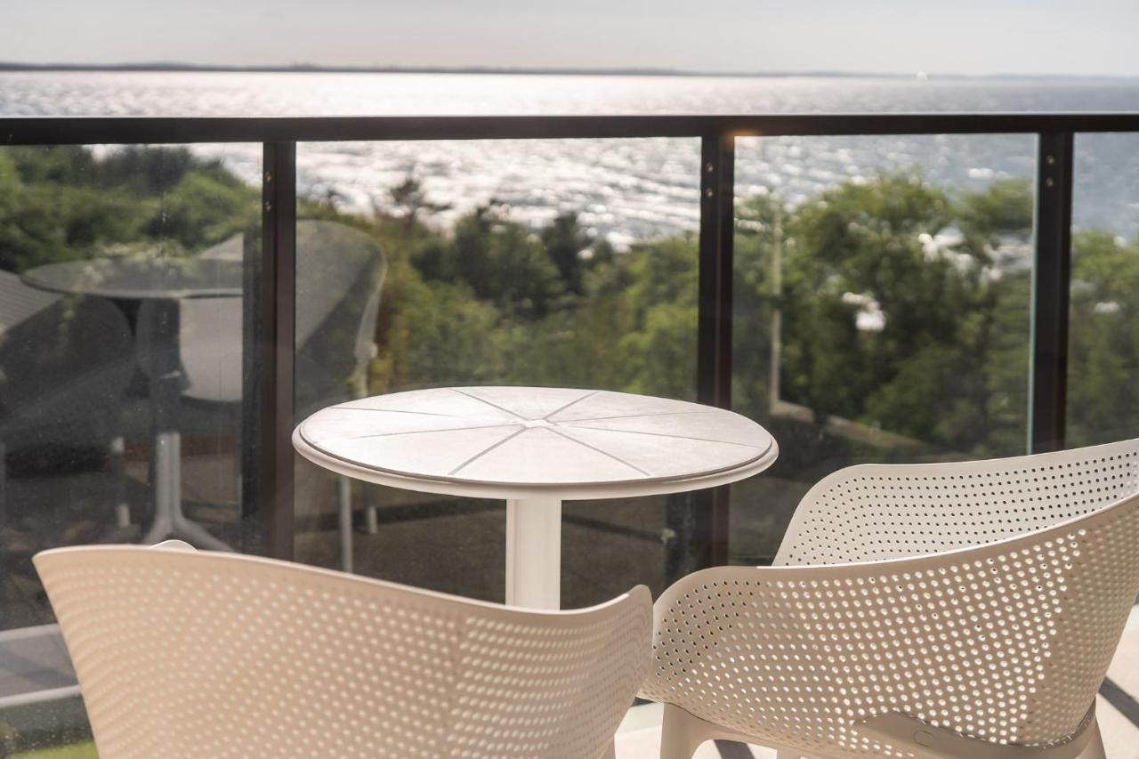 Aquamarina Prima By The By Renters Apartment