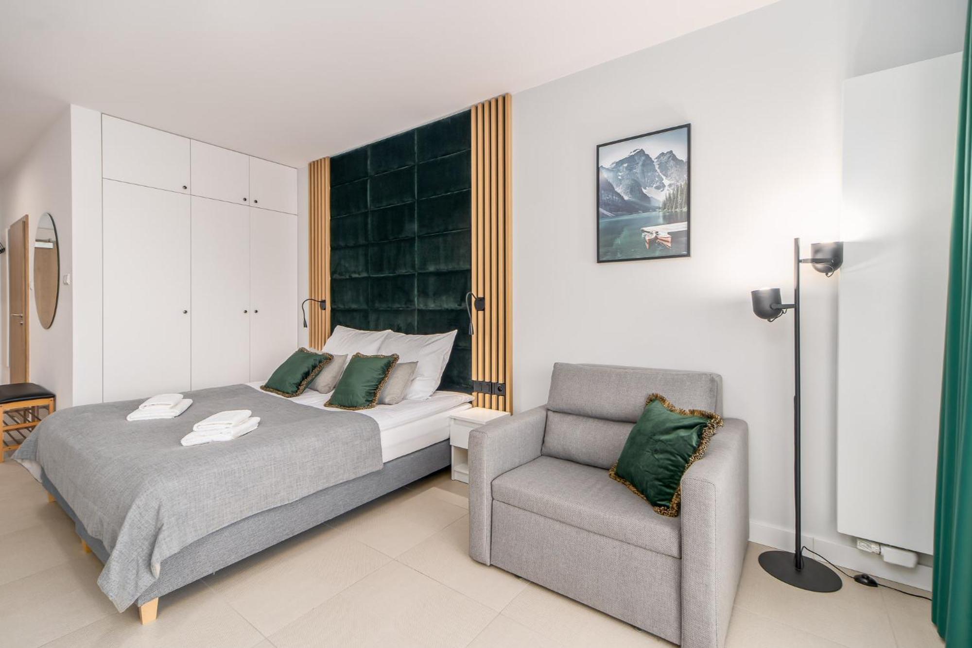 Aquamarina Prima By The By Renters Apartment *