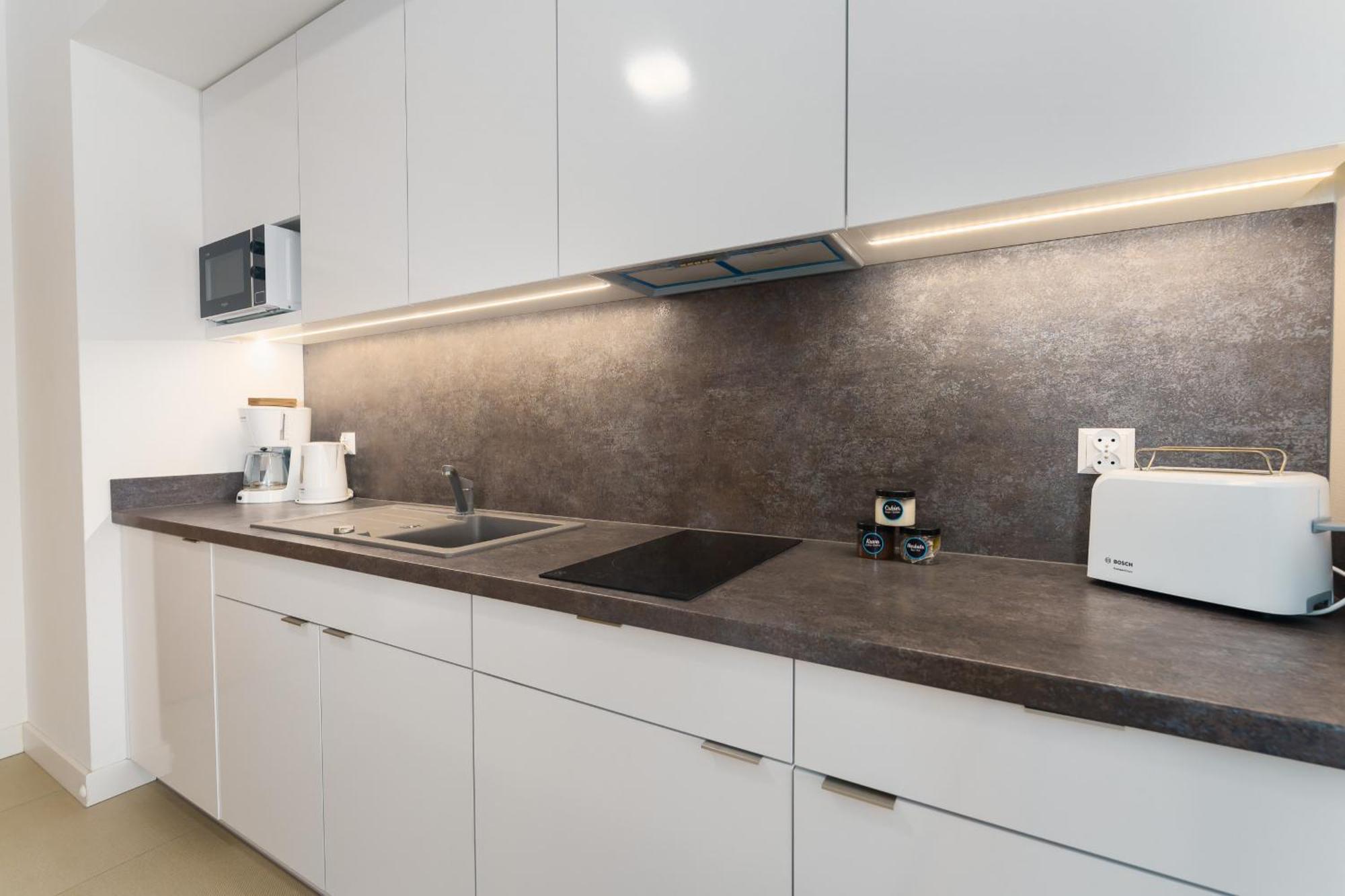 Aquamarina Prima By The By Renters Apartment